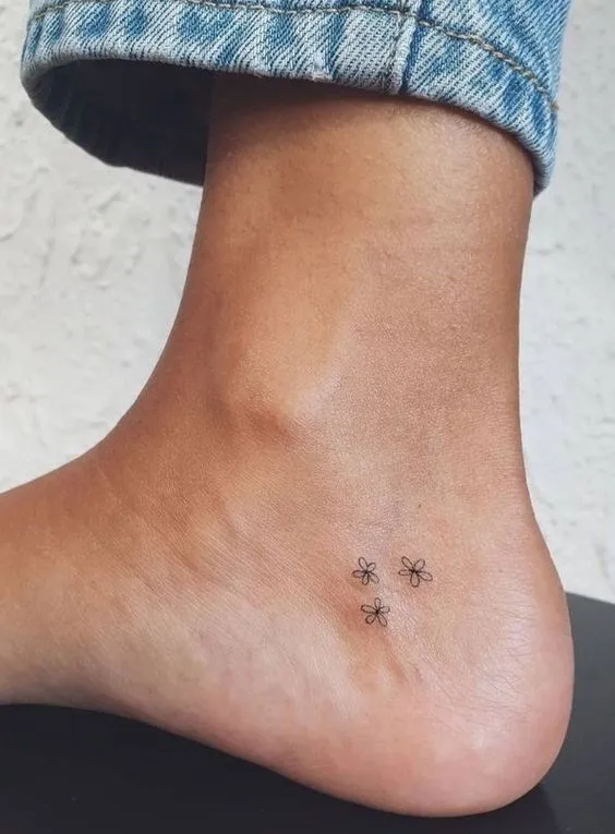 150 hình xăm mini ở chân độc đáo cho nam và nữ - Genztattoo