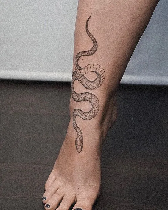 150 hình xăm mini ở chân độc đáo cho nam và nữ - Genztattoo