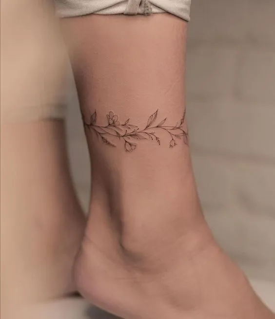 150 hình xăm mini ở chân độc đáo cho nam và nữ - Genztattoo