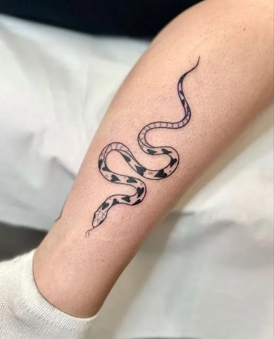 150 hình xăm mini ở chân độc đáo cho nam và nữ - Genztattoo