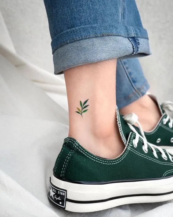 150 hình xăm mini ở chân độc đáo cho nam và nữ - Genztattoo