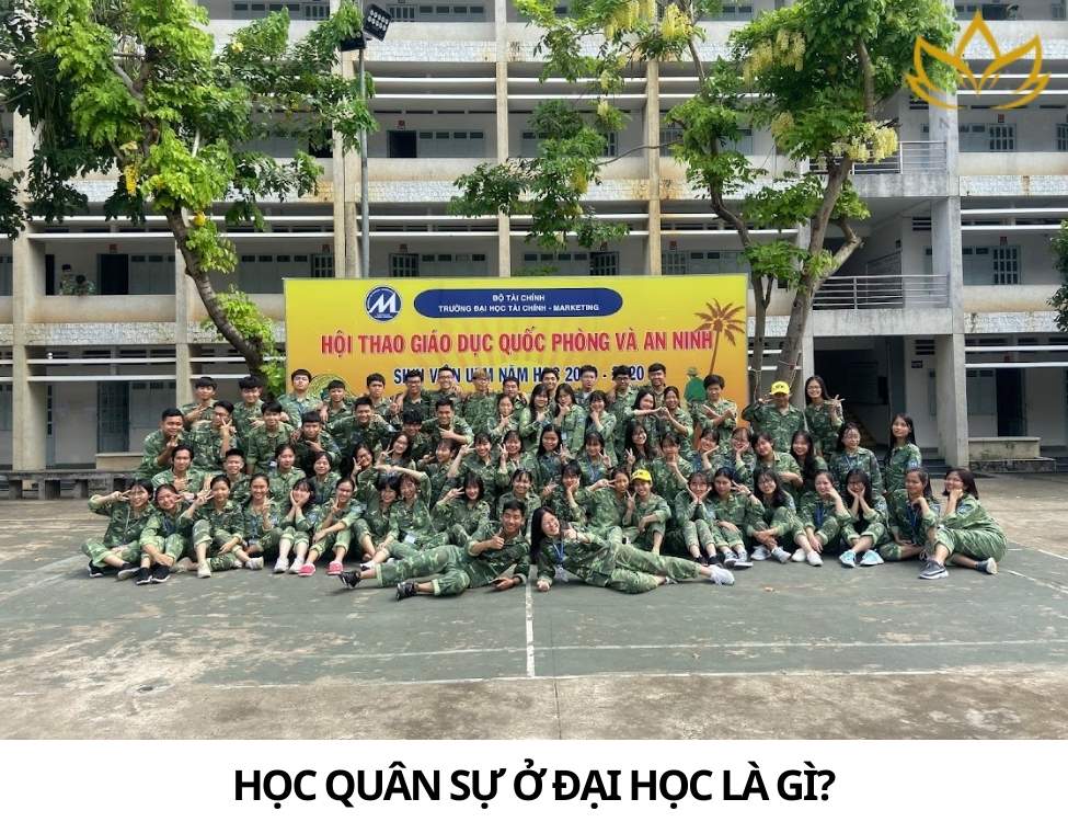 Học Quân Sự Ở Đại Học Có Được Về Không? Tìm Hiểu Quy Định Và Yếu Tố Ảnh Hưởng