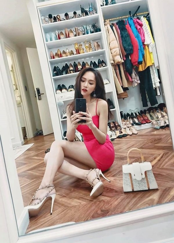 999+ ảnh chụp trước gương đẹp dễ thương, sexy khoe body nóng bỏng