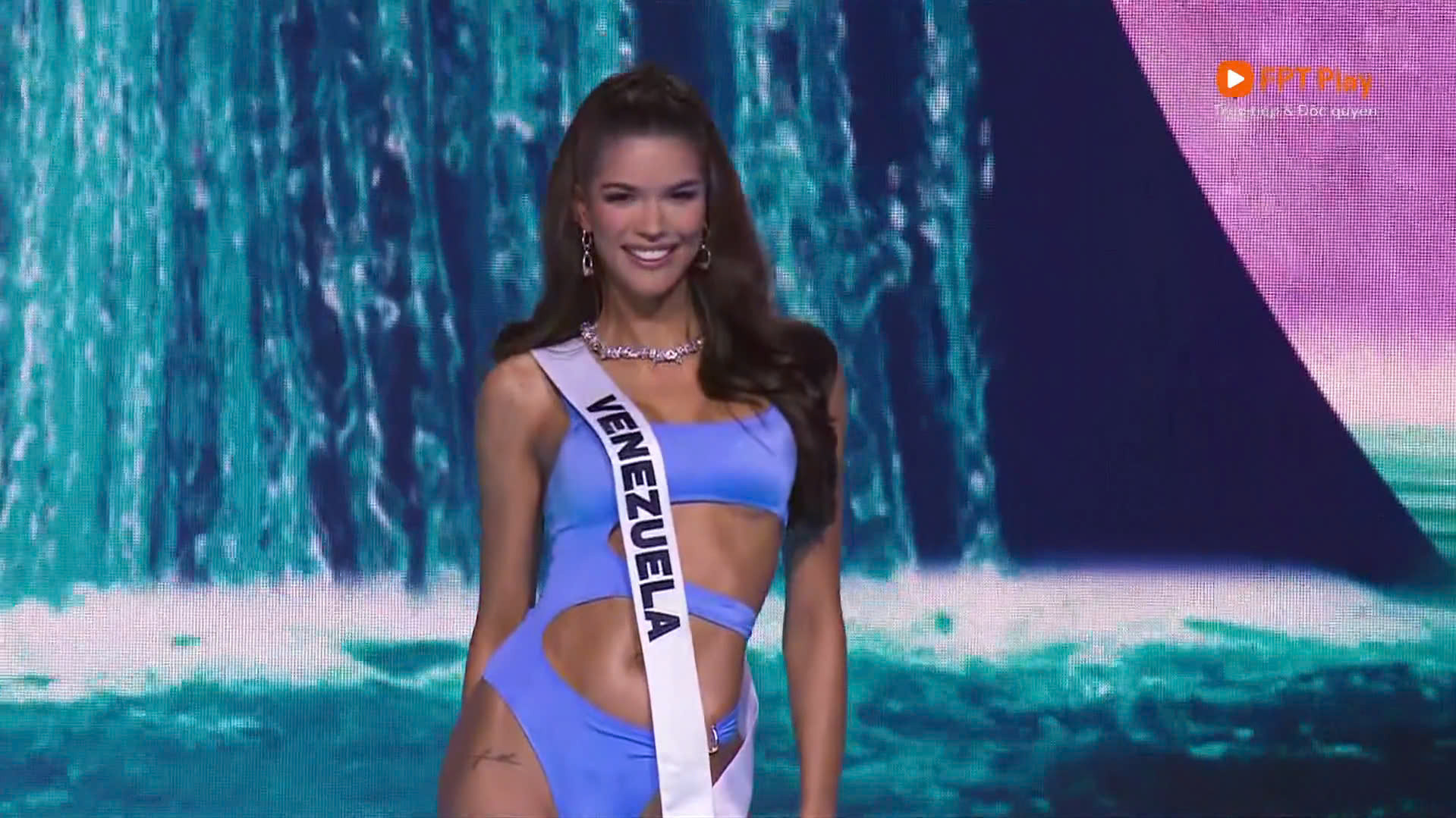 Kỳ Duyên và 29 người đẹp diễn bikini bốc lửa ở Miss Universe 2024