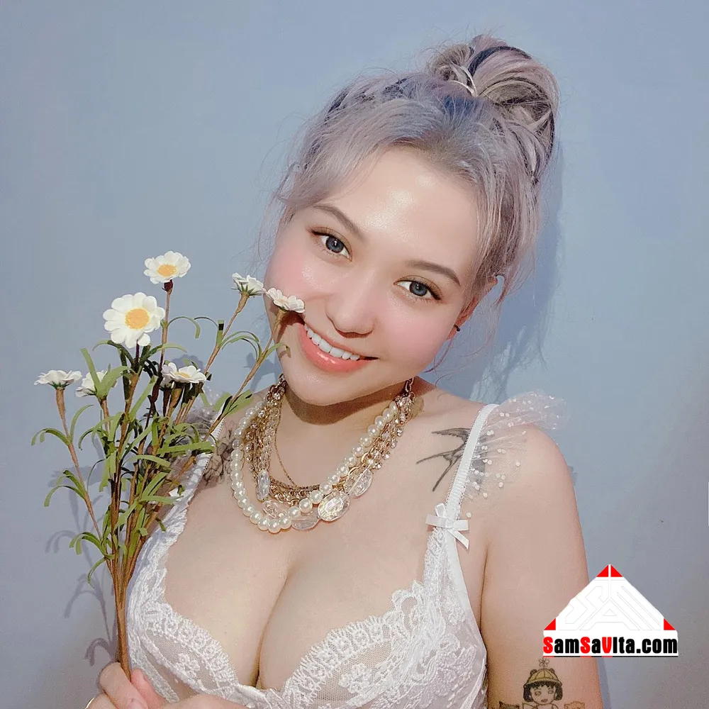 86+ Ảnh Suzie Nguyễn Onlyfans khoe hàng lộ vòng 1 siêu khủng