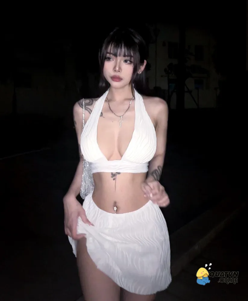 Top 99+ Ảnh Khúc Thị Hương Onlyfans show hàng vú to nảy nở ngọt ngào