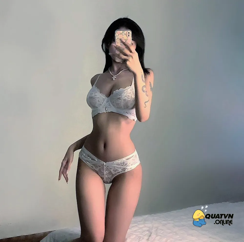 Top 99+ Ảnh Khúc Thị Hương Onlyfans show hàng vú to nảy nở ngọt ngào