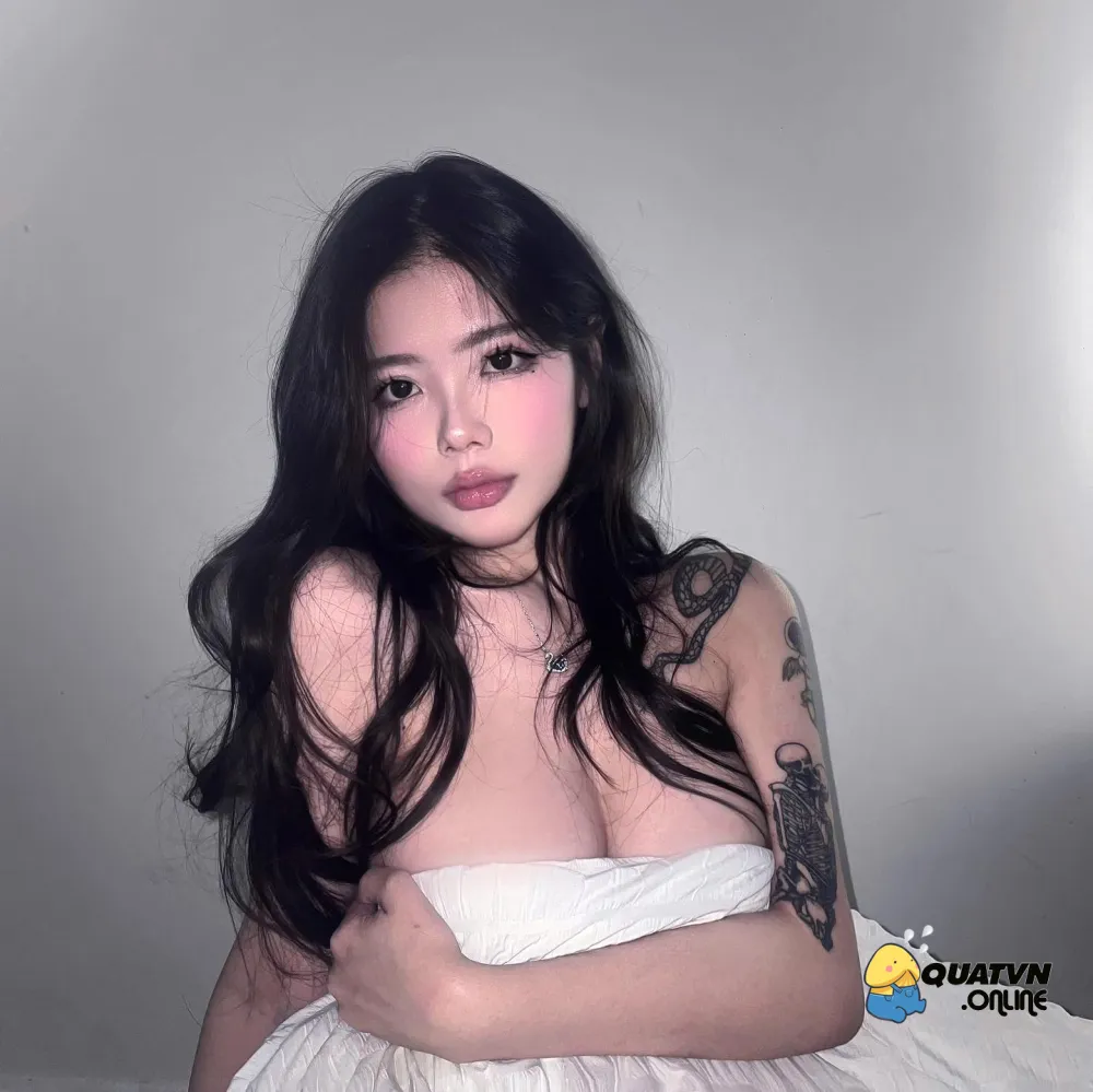 Top 99+ Ảnh Khúc Thị Hương Onlyfans show hàng vú to nảy nở ngọt ngào